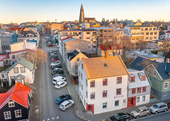 Downtown Reykjavik Baldursbra Guesthouse